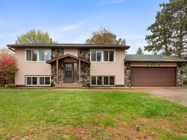 2616 Ridge Ln, Mounds View, MN 55112