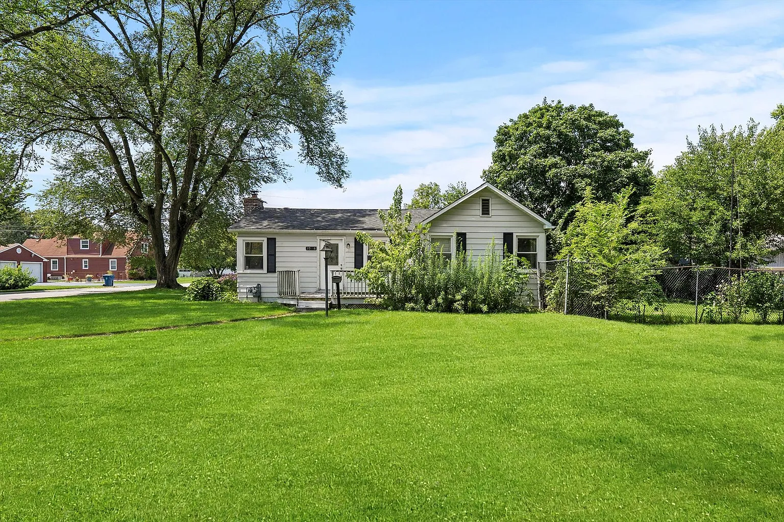 3544 Green St photo 1