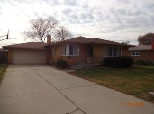 6769 W 88th St, Oak Lawn, IL 60453
