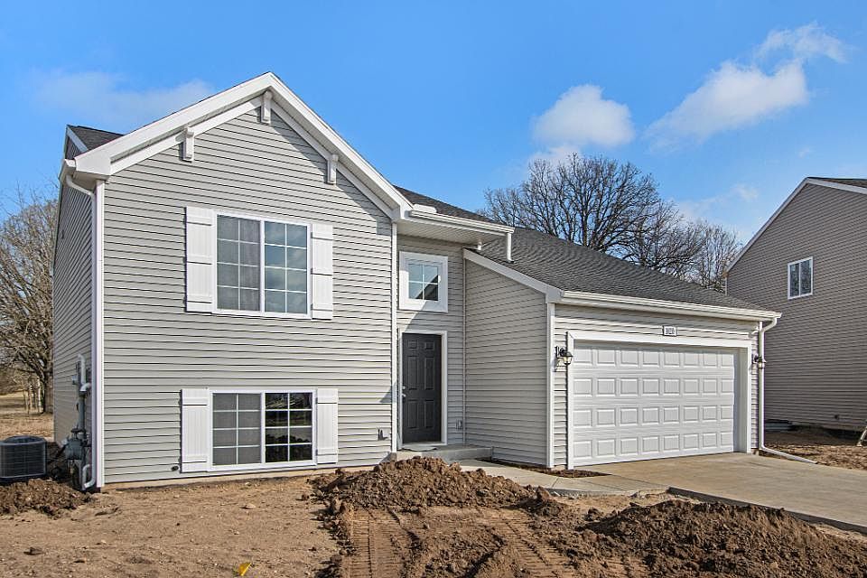 1st image of 1020 Cooley Mill Ln