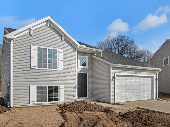 1020 Cooley Mill Ln, Vicksburg, MI 49097