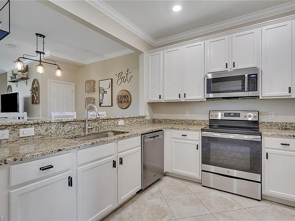 5th image of 2704 Blossom WAY
