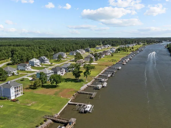 265 Gatsey Lane, Beaufort, NC 28516