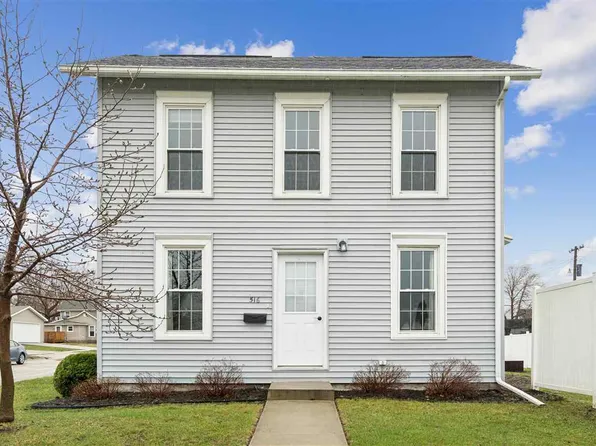516 E 4th St, Vinton, IA 52349