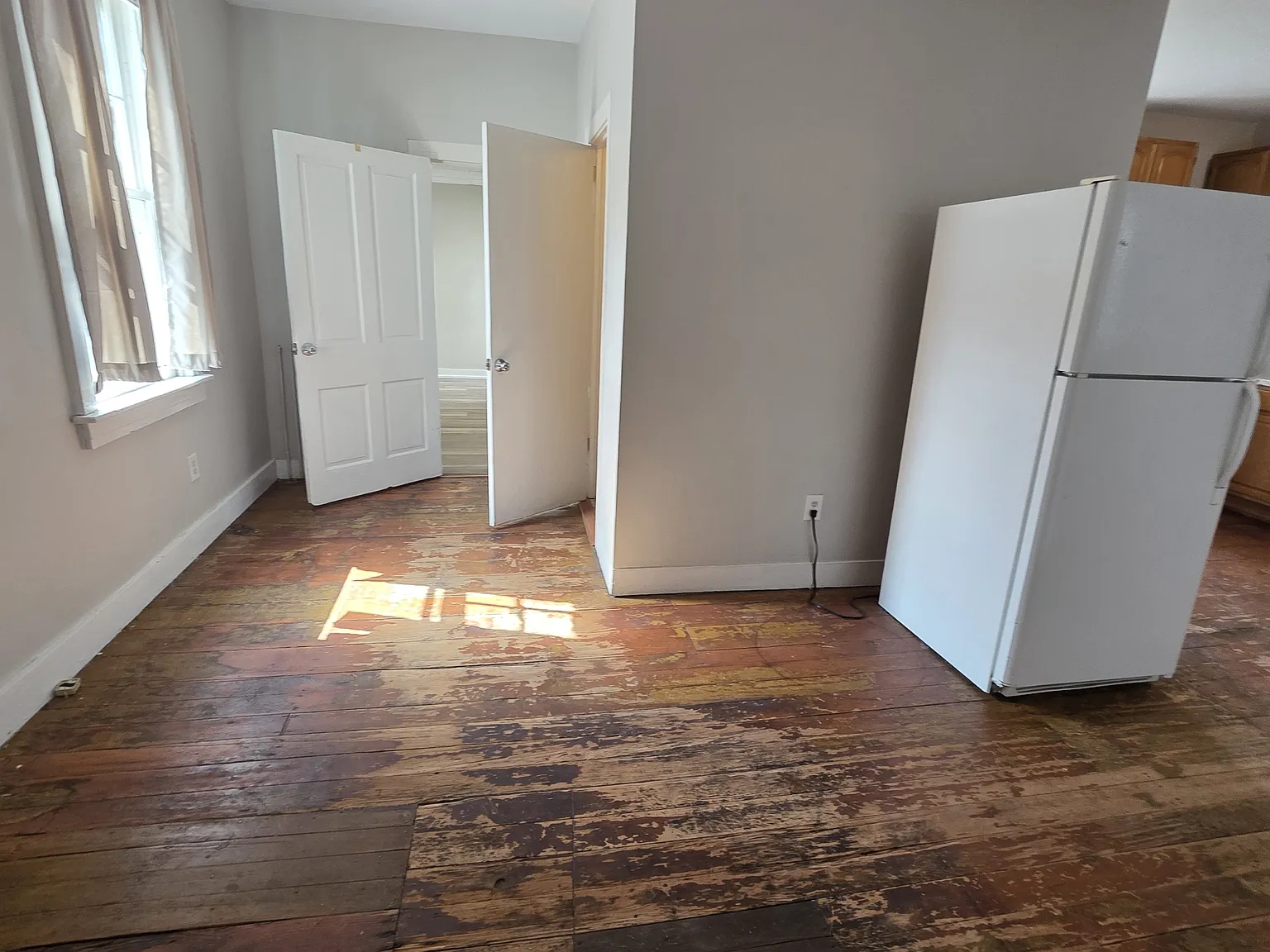 1 bed, 910 sqft, $1,095 — Photo 4