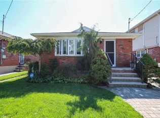 218 Cannon Blvd, Staten Island, NY 10306