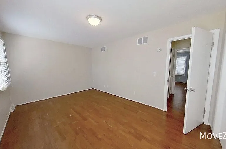 3003 Overton Dr #D — Photo 16
