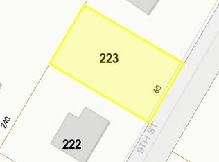 78 9th St N, Edgartown, MA 02539