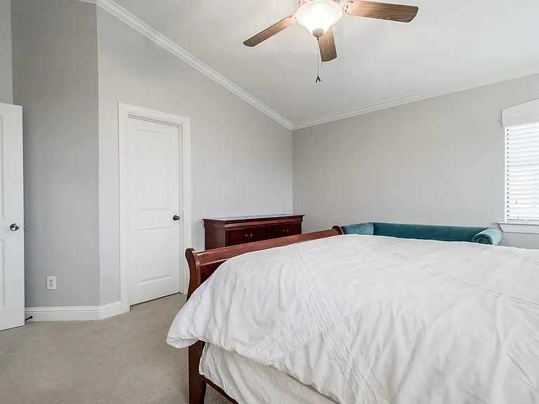 3118 Carmel St — Photo 25