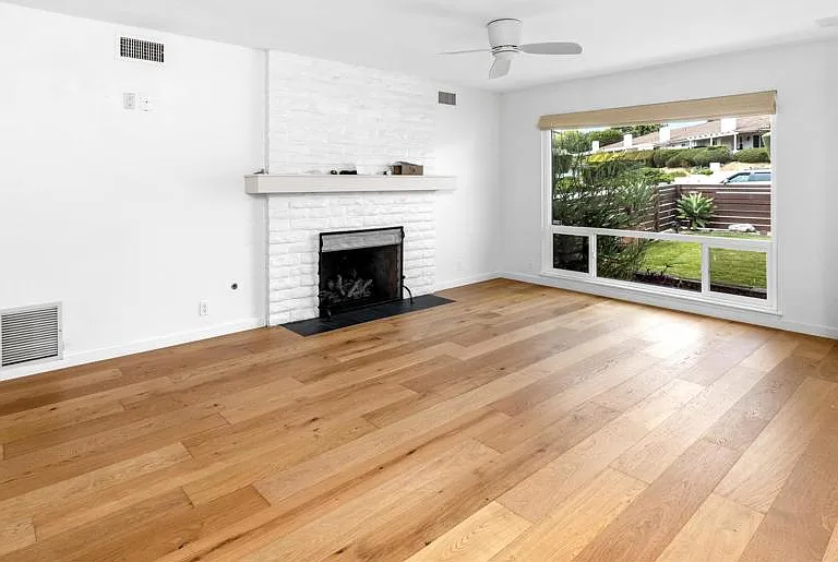 1009 La Tierra Dr — Photo 3