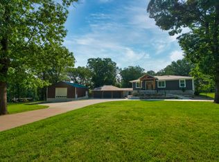 3282 S Farm Road 199, Springfield, MO 65809