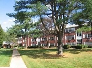 10 Tara Dr UNIT 8, Weymouth, MA 02188