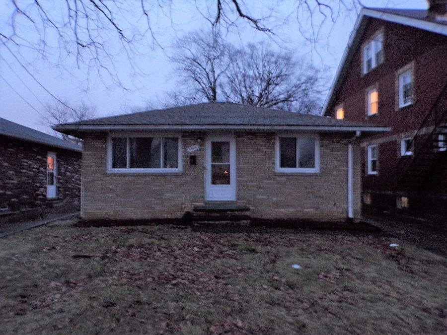1st image of 5515 W 48th St