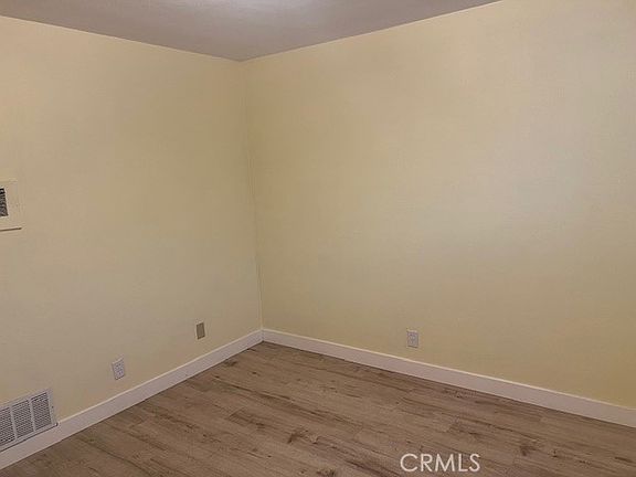 4th image of 996 N Crescent Ave #996