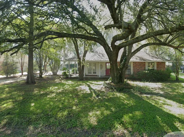 9394 Meadow Ln, Oscar, LA 70762