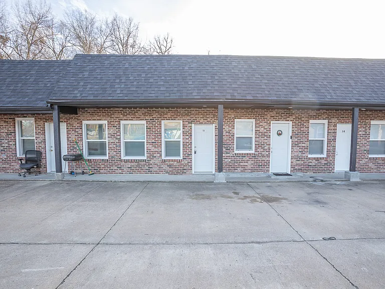 1518 E McCarty St #16 — Photo 5
