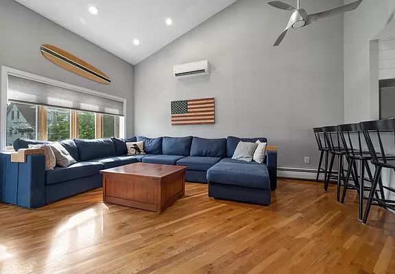 3rd image of 208 Beach 124 St #8