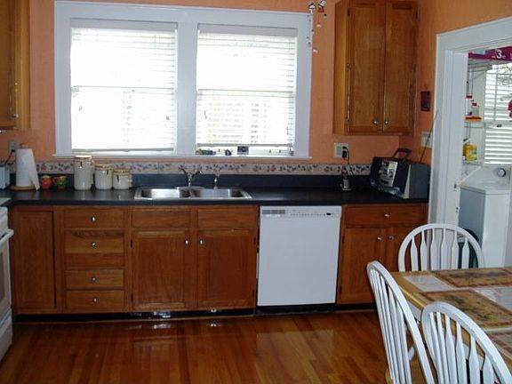 Beautiful Kitchen w/oak cabinetry, plenty of counter space and eat-in area!