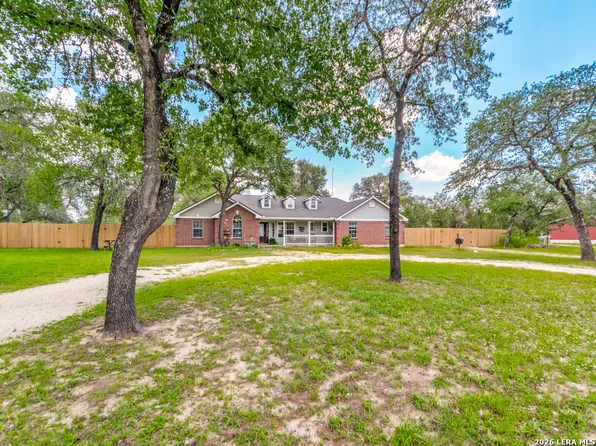 335 SPUR RDG, San Antonio, TX 78264