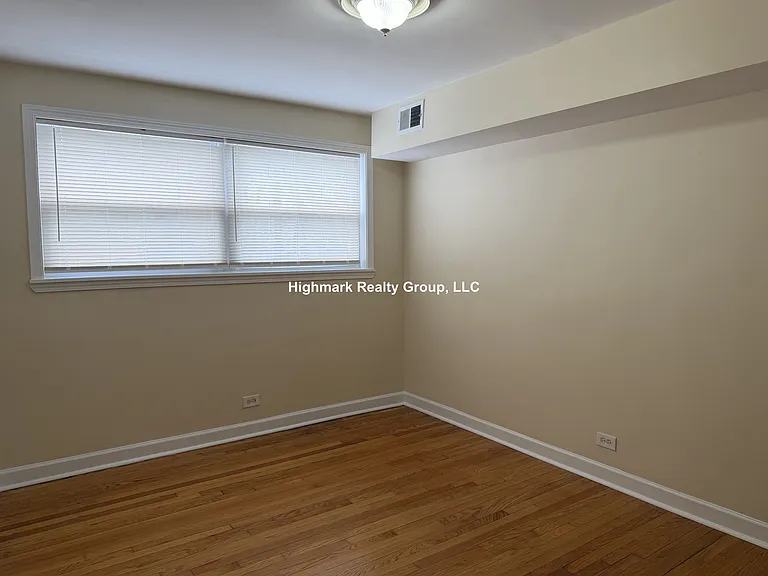 2642 W Foster Ave #105C — Photo 10