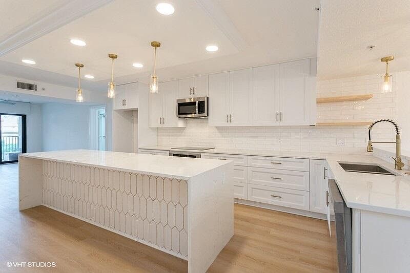 1st image of 601 Seafarer Circle #101