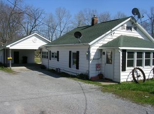 410 S 4th St, Vienna, IL 62995