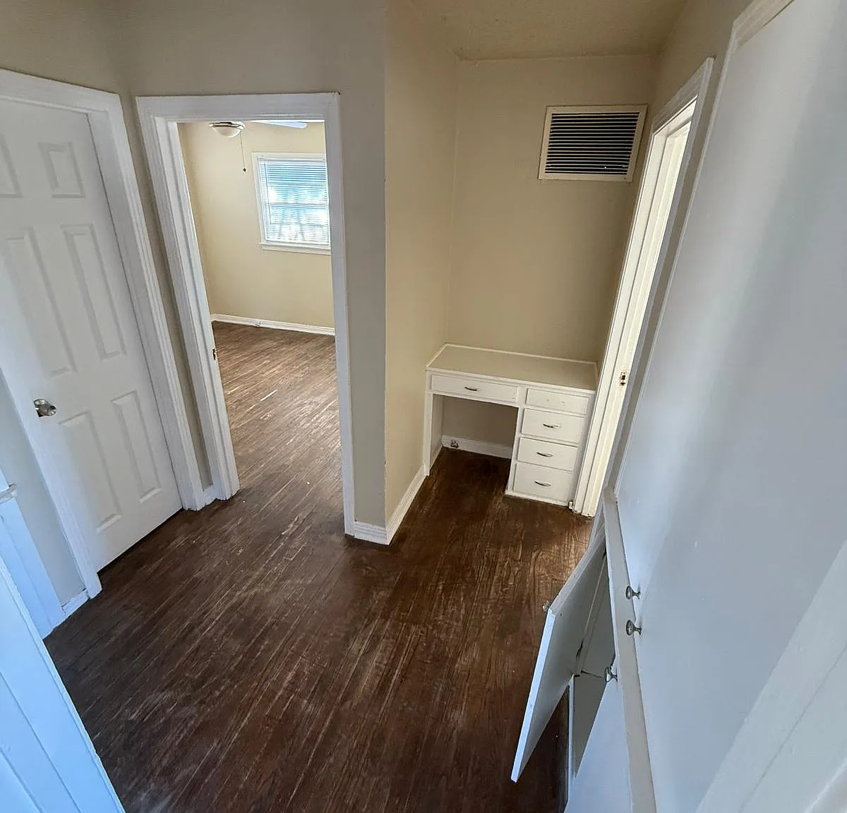 2 bed, 860 sqft, $775 — Photo 4