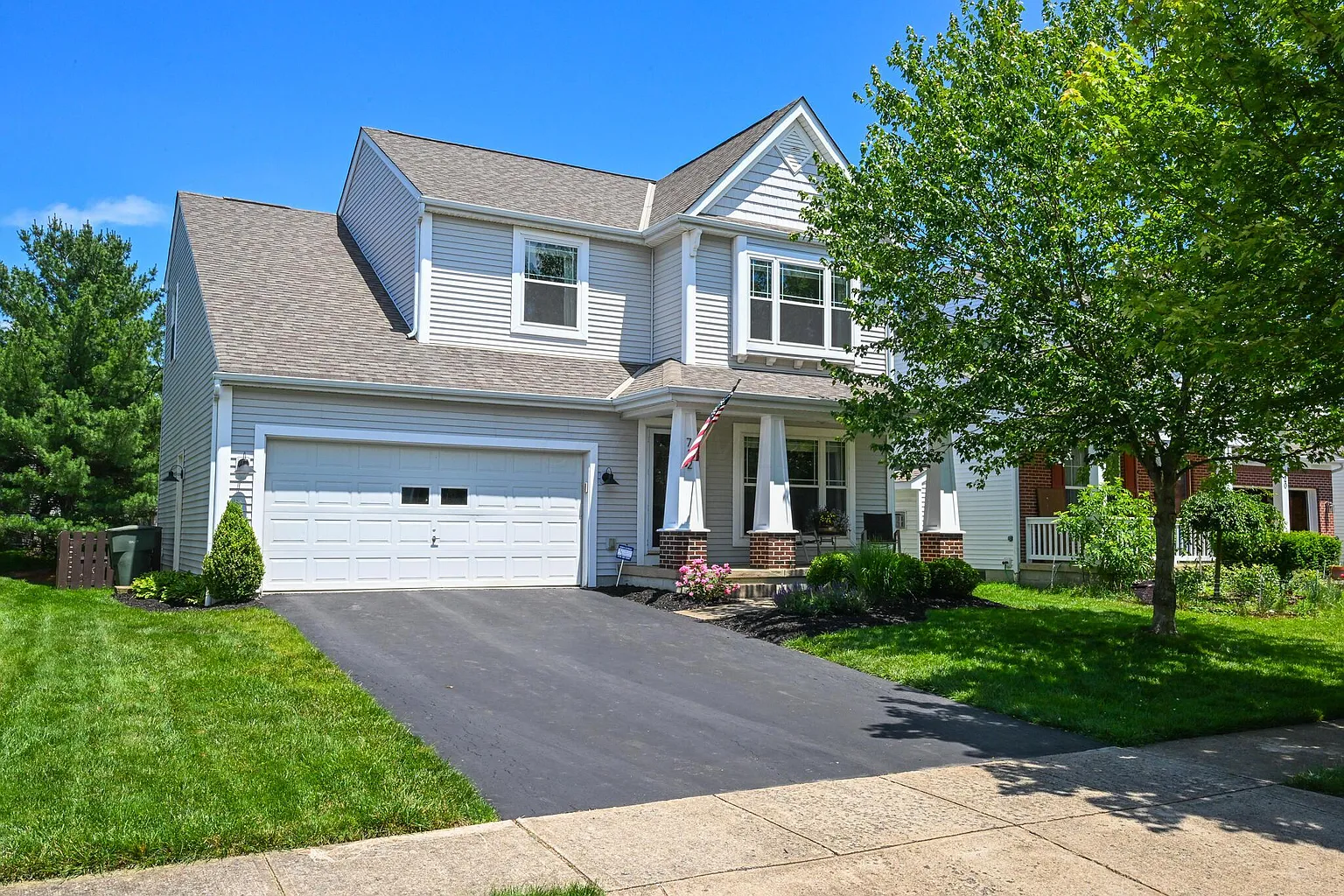 712 Sanville Dr photo 1