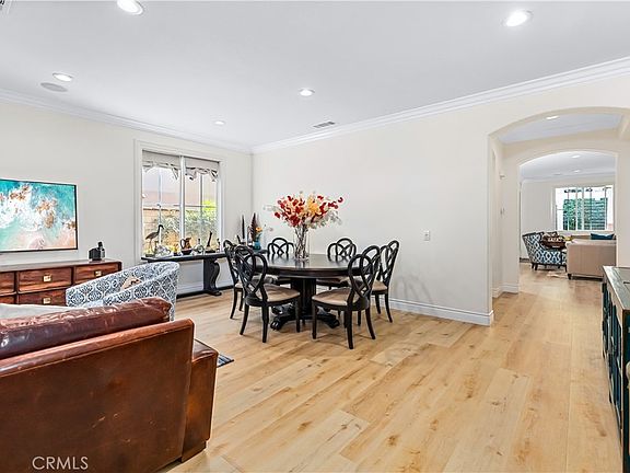 3rd image of 154 Treehouse