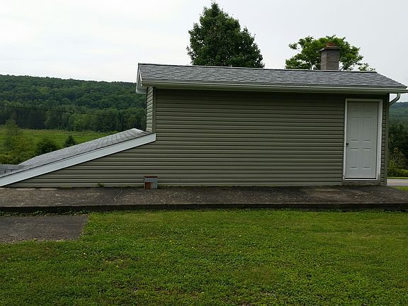 3rd image of 3058 County Road 15a