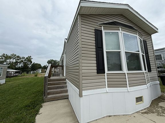 2nd image of 2525 County Line Rd Lot 205