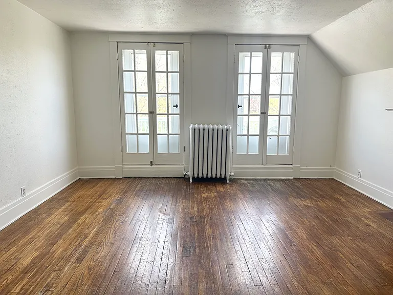 12 Colonial Cir #5 — Photo 17