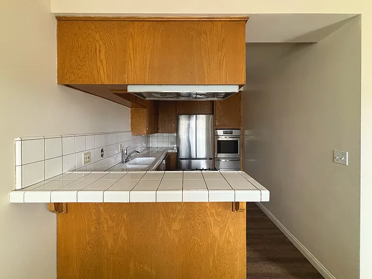 8740 Owensmouth Ave #15 — Photo 17