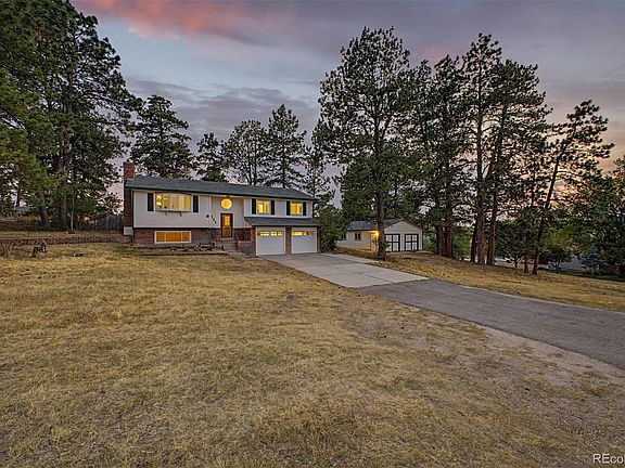 2nd image of 122 Ponderosa Lane