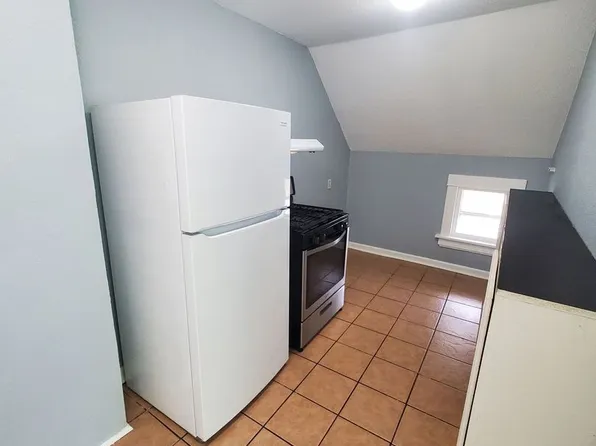 2420 54th St, Kenosha, WI 53140