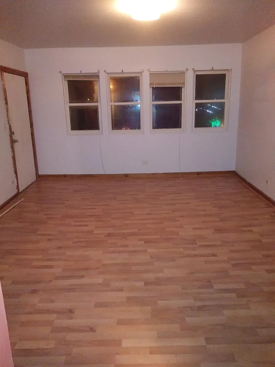Building Photo - 810 2nd Ave #204