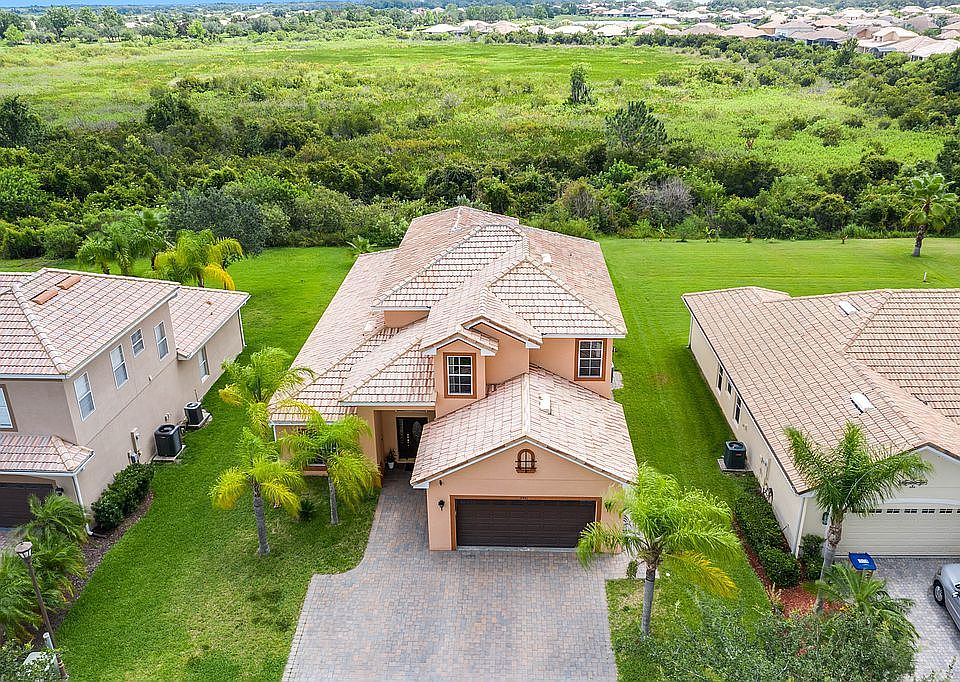 1st image of 3551 Forest Park Dr