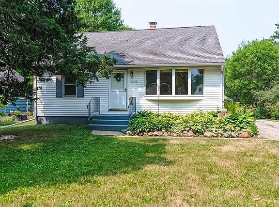 2nd image of 4809 Rothman Pl