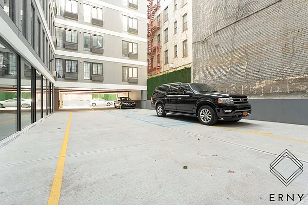 Rented by ERNY LLC | media 4