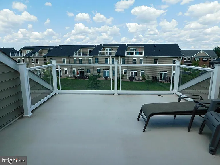 16740 River Vw — Photo 19