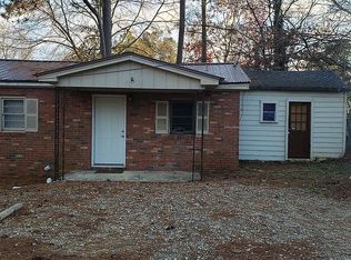 424 Sunset Dr, Acworth, GA 30102