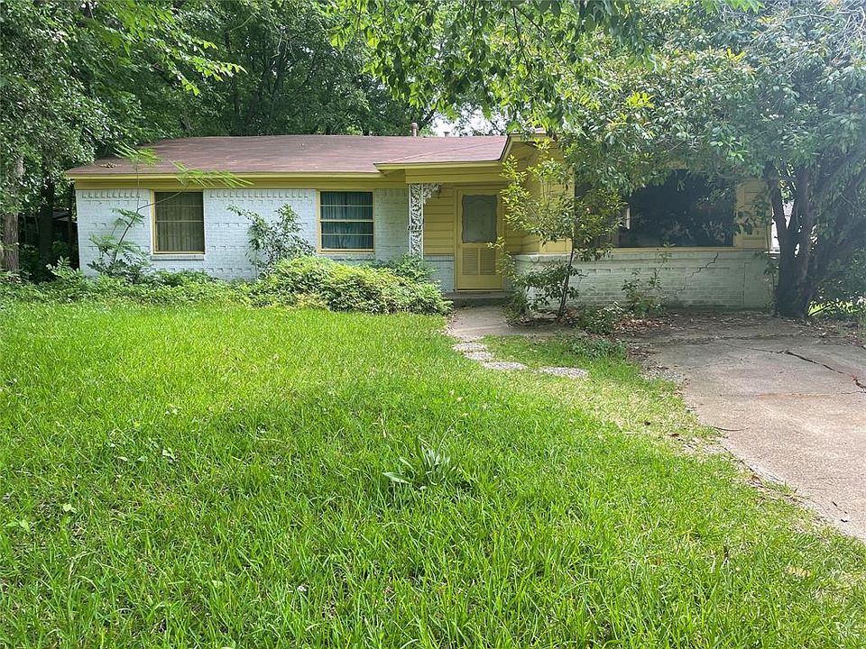 1st image of 2118 San Francisco Dr