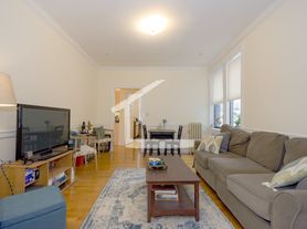 1344 Commonwealth Ave