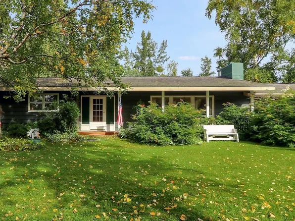 16523 Davis St, Eagle River, AK 99577