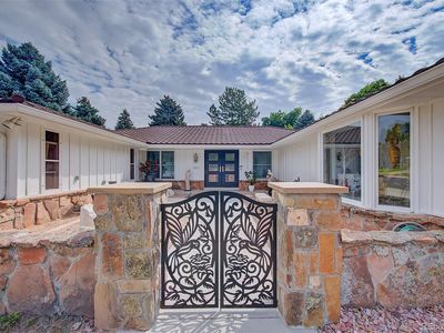 3874 S Peach Way, Denver, CO, 80237