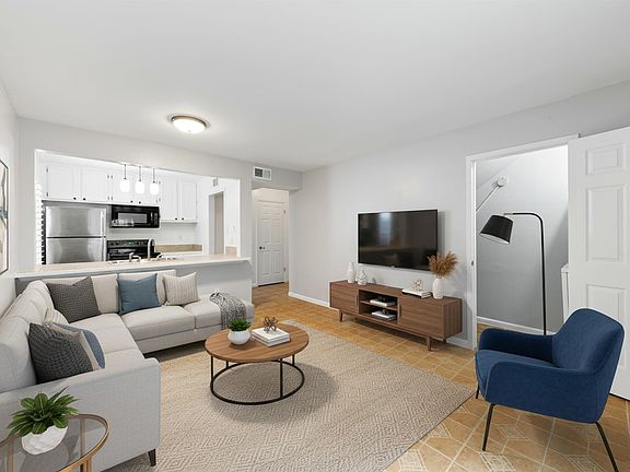 2nd image of 701 Rosedale St APT H