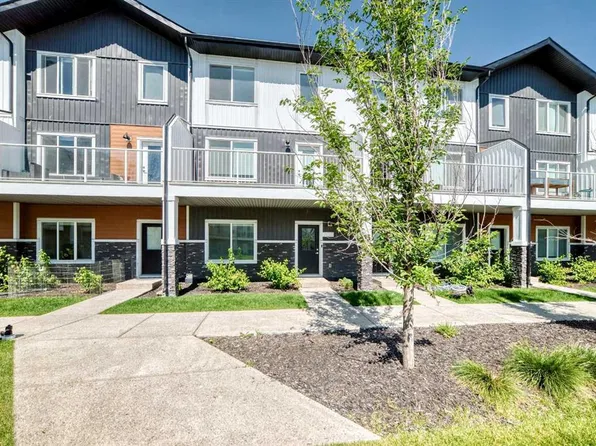 280 S Chelsea Rd #703, Chestermere, AB T1X 1Z4