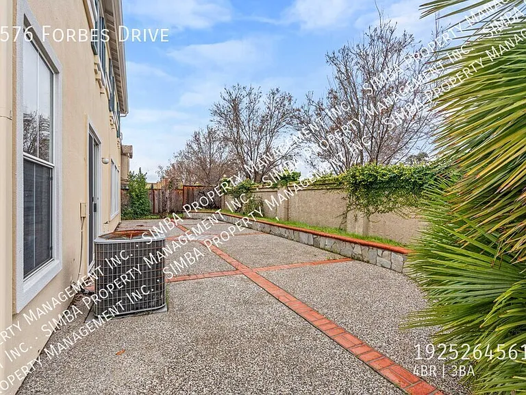 5576 Forbes Dr — Photo 45