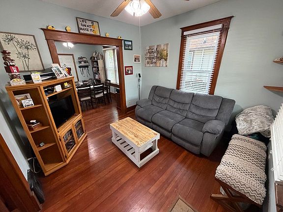 5th image of 404 S 14th St