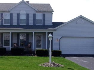 2090 Woodgate St, Austintown, OH 44515